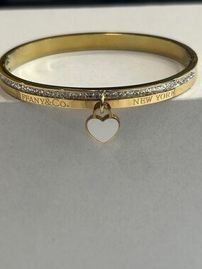 HEART BRACELET